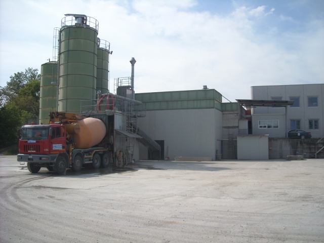 Rossini Fratelli snc Gombito ( Cremona ) sede centrale produzione calcestruzzo preconfezionato